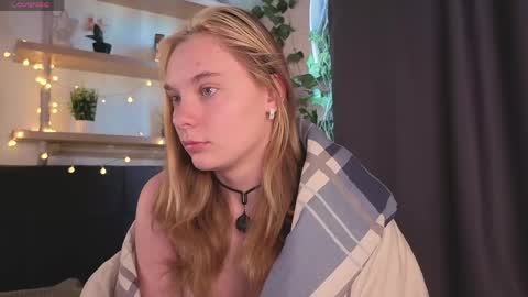 Snapshot of elizabethandersen chatting on May 2026 01:03:02 AM Elizabeth online show from May 2026 01:03:02 AM