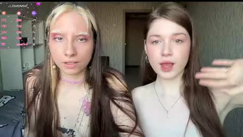 Snapshot of elizabethh_brown chatting on July 2026 01:24:01 PM elizabethh_brown online show from July 2026 01:24:01 PM