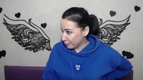 ElizabethSho online show from November 2025 06:08:01 PM