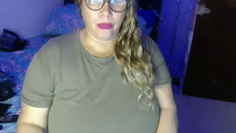 Elizabeth online show from November 2025 11:25:02 PM