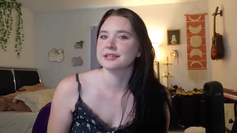 Eliza online show from September 2025 12:40:02 PM