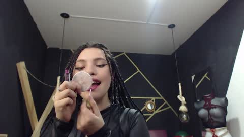 Snapshot of elizatex chatting on December 2024 09:46:01 PM online show from December 2024 09:46:01 PM
