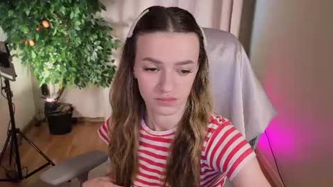elizzza_ online show from July 2026 05:13:01 AM