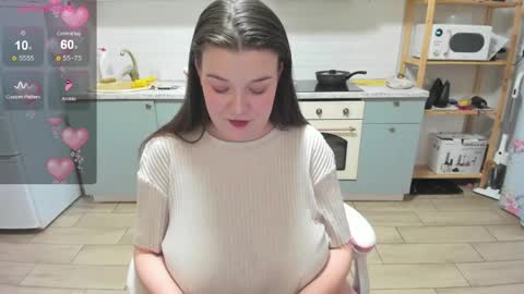 Lina online show from April 2026 11:18:02 PM