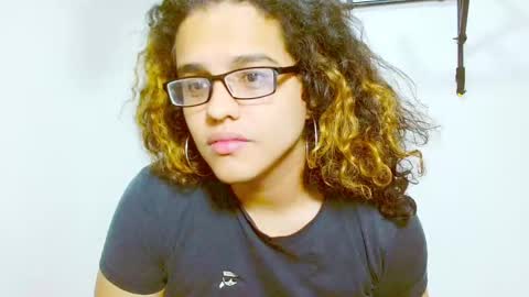 Snapshot of elkingthe chatting on December 2024 12:49:02 PM Diana online show from December 2024 12:49:02 PM