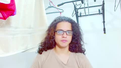 Snapshot of elkingthe chatting on January 2025 05:55:02 PM Diana online show from January 2025 05:55:02 PM