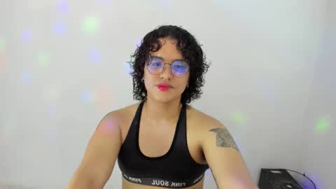 Diana online show from October 2025 07:52:01 PM