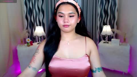 Snapshot of ella_fantasia chatting on September 2025 12:09:01 PM HI ITS ME ELLA online show from September 2025 12:09:01 PM
