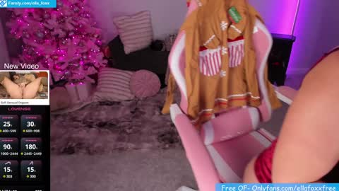 ella_foxx online show from December 2024 02:35:01 AM