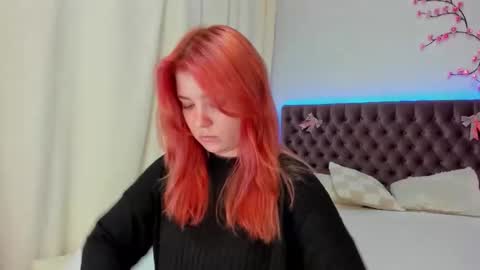 Ella Mayers online show from October 2025 12:14:02 PM