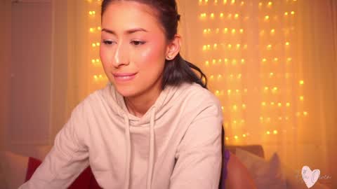 ELLA OWEN online show from January 2025 04:46:02 PM