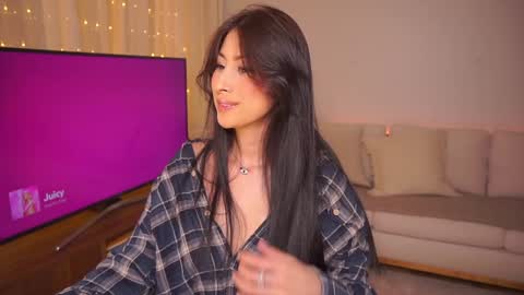 ELLA OWEN online show from February 2025 02:48:01 PM