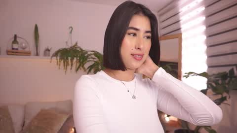 ELLA OWEN online show from March 2026 02:14:02 PM