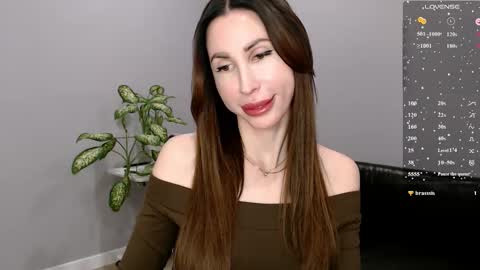 Ella online show from November 2025 07:11:02 AM