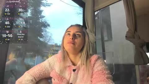 ella_vee online show from February 2026 06:17:01 AM