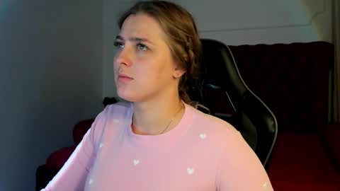 EllaBells online show from March 2026 05:41:02 AM