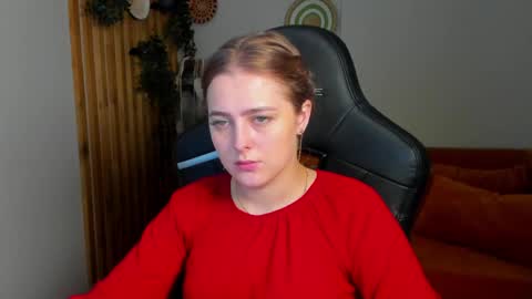 EllaBells online show from April 2026 05:16:01 AM