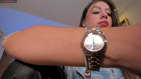 EllaClark online show from December 2024 11:01:01 AM