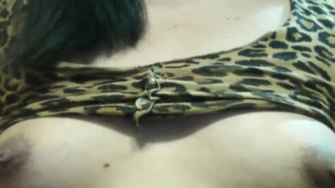 Snapshot of ellah_morena chatting on January 2025 05:19:02 AM Ellah online show from January 2025 05:19:02 AM