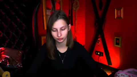 Ella online show from November 2025 10:13:02 AM