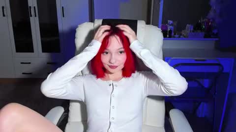 ellales online show from December 2025 08:23:01 AM