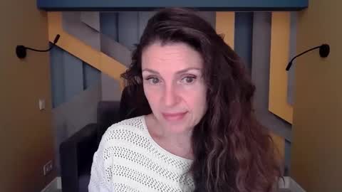 EllaLongs online show from September 2025 11:26:01 AM