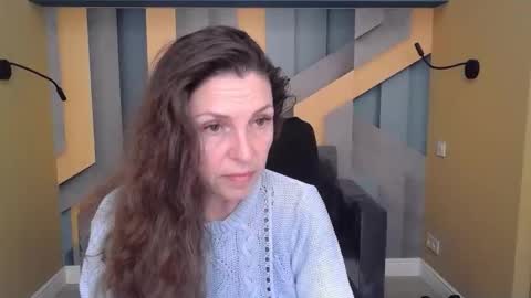 EllaLongs online show from October 2025 11:32:02 AM