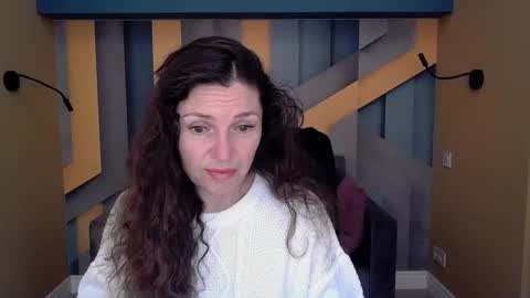 EllaLongs online show from November 2025 12:28:01 PM