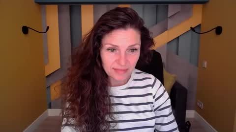 EllaLongs online show from April 2026 11:32:01 AM