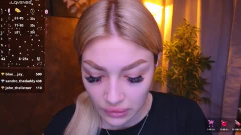 ellamilla online show from January 2025 05:37:02 AM
