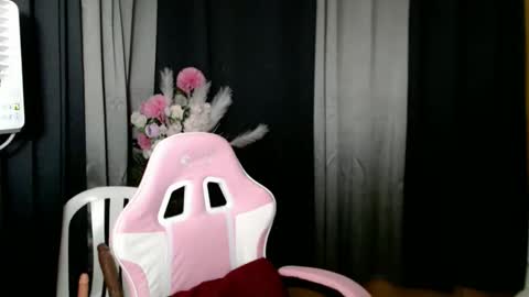 ELLA online show from February 2026 05:39:02 AM