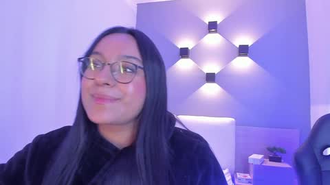 Ella online show from December 2024 10:34:01 AM