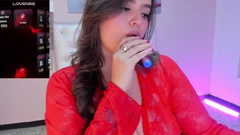 Snapshot of ellarosee_ chatting on March 2025 07:32:01 PM ellarosee_ online show from March 2025 07:32:01 PM