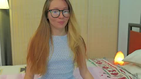 Snapshot of ellcrys chatting on May 2026 12:27:01 AM im Elsa lets go Subscribe to my OF and Youtube -35 online show from May 2026 12:27:01 AM