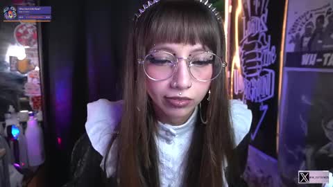 follow me on instagram .    online show from September 2025 02:52:02 PM