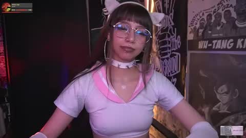 follow me on instagram .    online show from November 2025 03:01:01 PM