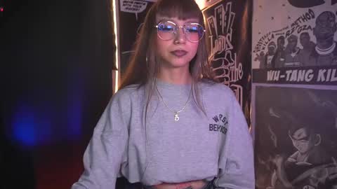 follow me on instagram .    online show from February 2026 10:36:01 PM