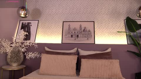 Elle Diane online show from March 2026 10:48:01 PM