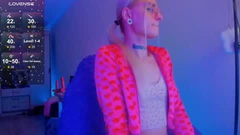Snapshot of elli_26 chatting on January 2026 03:39:02 PM Ellie online show from January 2026 03:39:02 PM