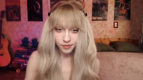 Snapshot of ellie_friendly chatting on March 2025 11:26:01 PM ellie_friendly online show from March 2025 11:26:01 PM