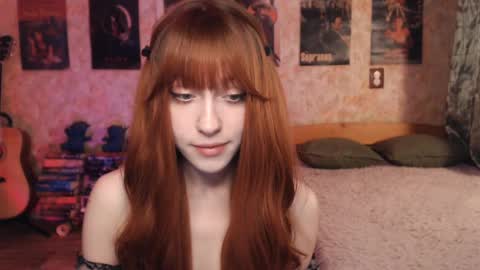 Snapshot of ellie_friendly chatting on September 2025 11:39:02 PM ellie_friendly online show from September 2025 11:39:02 PM