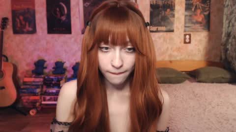 Snapshot of ellie_friendly chatting on September 2025 12:22:02 AM ellie_friendly online show from September 2025 12:22:02 AM
