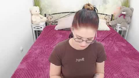 ellie_magic online show from March 2025 05:22:02 PM