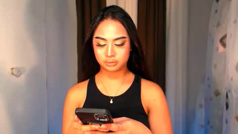 ellie online show from December 2025 06:57:02 PM