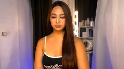 ellie online show from March 2026 12:04:02 AM