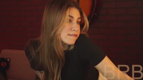 elliecutes online show from February 2025 11:34:02 AM