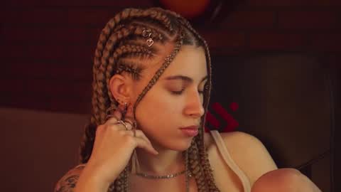 elliecutes online show from February 2025 11:43:02 AM