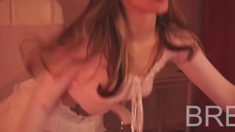 elliecutes online show from March 2025 04:43:02 AM