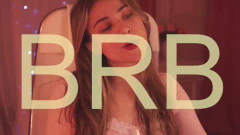 elliecutes online show from October 2025 08:20:02 AM