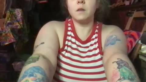 Ellie Louise online show from April 2026 06:36:02 PM